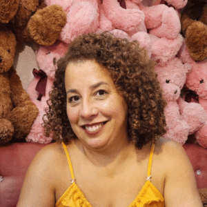 "Mulher bonita sorrindo" Cris Mary Kay